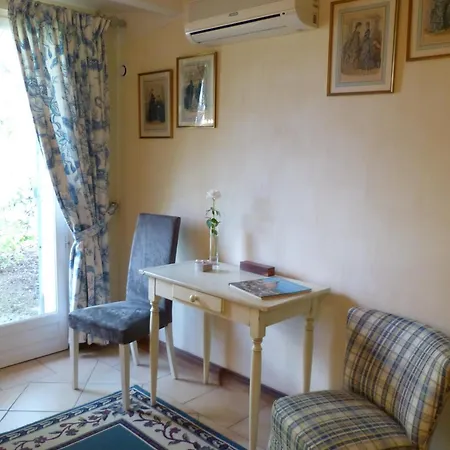 Domaine De La Mouthe *